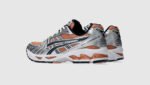 ⁦Asics Gel- Kayano 14 Orange - נעלי אקסיקס⁩ – תמונה ⁦5⁩