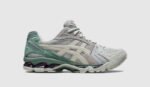 ⁦ASICS GEL-Kayano 14 Light Sage/Smoke Grey - נעלי אסיקס⁩ – תמונה ⁦2⁩