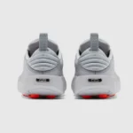 ⁦Nike Mind 002 light smoke gray - נעלי נייק מיינד⁩ – תמונה ⁦5⁩