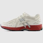 ⁦New Balance 1906A Cream/Red - נעלי ניו באלאנס⁩ – תמונה ⁦2⁩