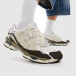 ⁦Asics Gel Nyc Cream Brown - נעלי אסיקס⁩ – תמונה ⁦5⁩