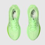 ⁦Asics Novablast 4 Illuminate - נעלי אסיקס⁩ – תמונה ⁦3⁩