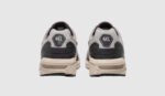 ⁦Asics Gel 1090 Grey Cream Black - נעלי אסיקס⁩ – תמונה ⁦3⁩