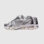 ⁦Asics Gel Kayano 14 Silver White - נעלי אקסיקס⁩ – תמונה ⁦2⁩