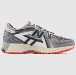 ⁦New Balance 1906A Grey - נעלי ניו באלאנס⁩ – תמונה ⁦2⁩