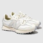 ⁦NEW BALANCE 327 white pack - נעלי ניו באלאנס⁩ – תמונה ⁦2⁩