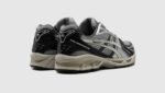 ⁦Asics Gel-Kayano 14 Black Glacier Grey Silver - נעלי אקסיקס⁩ – תמונה ⁦3⁩