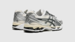⁦Asics Gel-Kayano 14 Kith Cream Scarab (2024) - נעלי אקסיקס⁩ – תמונה ⁦3⁩