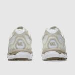 ⁦Asics Gel-NYC White Feather Grey - נעלי אקסיקס⁩ – תמונה ⁦4⁩