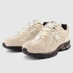 ⁦New Balance 1906 Protection Pack Beige - נעלי ניו באלאנס⁩ – תמונה ⁦2⁩