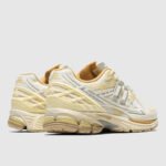 ⁦New Balance 1906R Lunar New Year White - נעלי ניו באלאנס⁩ – תמונה ⁦3⁩