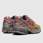 ⁦New Balance 1906R Salehe Bembury Heat Be Hot Lava - נעלי ניו באלאנס⁩ – תמונה ⁦3⁩