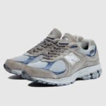 ⁦New Balance 2002R Gore-Tex Light Grey - נעלי ניו באלאנס⁩ – תמונה ⁦2⁩