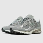 ⁦New Balance 2002R Protection Pack Grey - נעלי ניו באלאנס⁩ – תמונה ⁦2⁩
