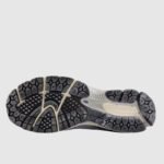 ⁦New Balance 2002R Protection Pack Purple Lavender - נעלי ניו באלאנס⁩ – תמונה ⁦3⁩