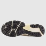 ⁦New Balance 2002R Taupe White Grey - נעלי ניו באלאנס⁩ – תמונה ⁦3⁩