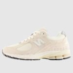 New Balance 2002R Taupe White Grey - נעלי ניו באלאנס